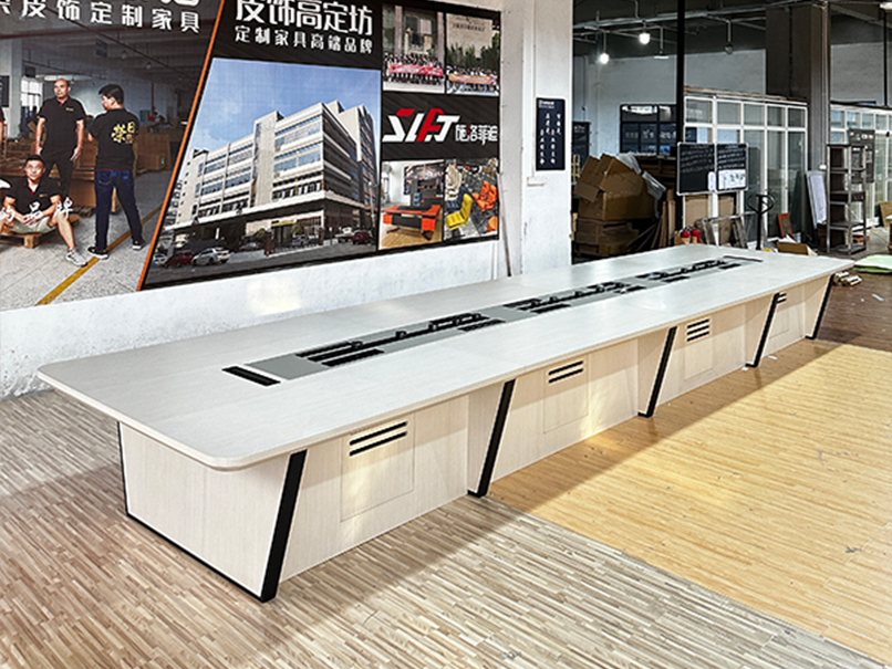Auchan conference table