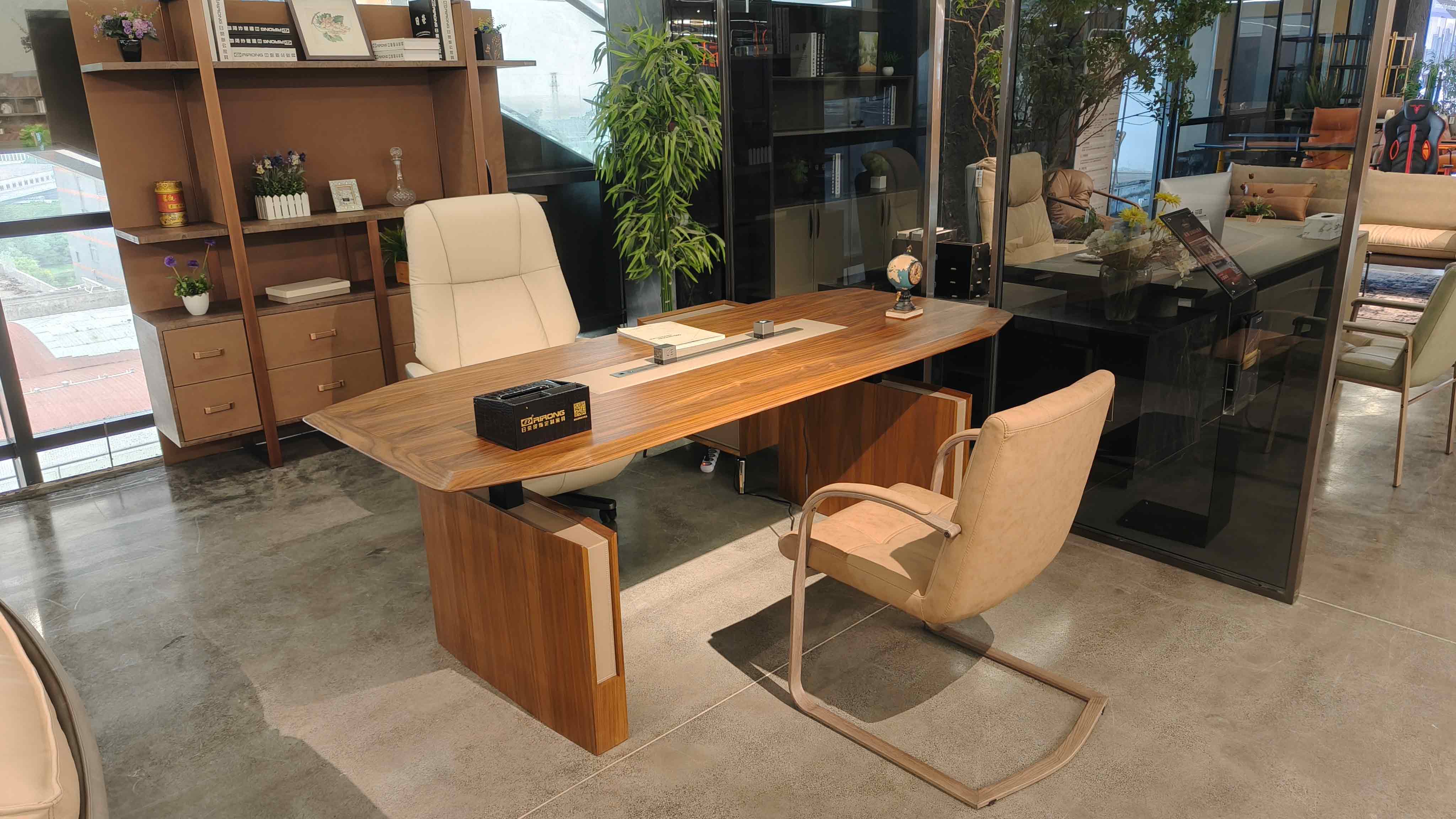 Bell lift desk