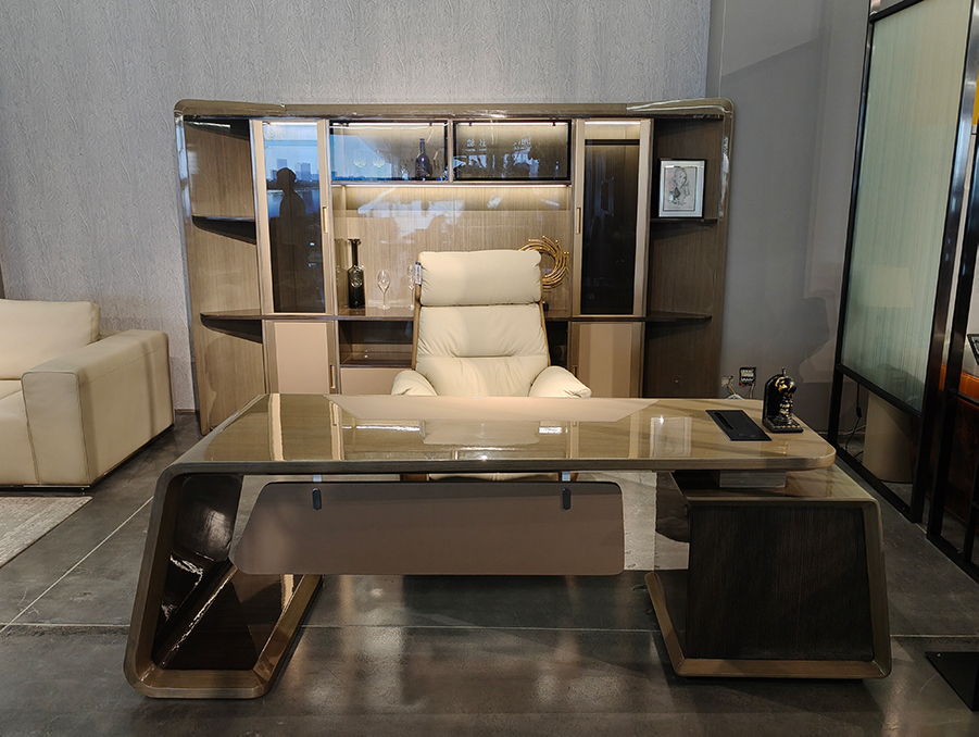 Oren study desk space